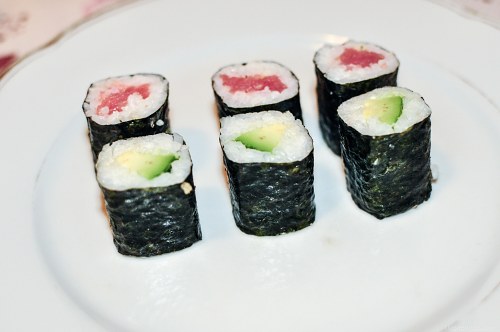 Mix maki sushi free photo