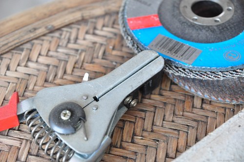 Pliers and abrasive disks free photo